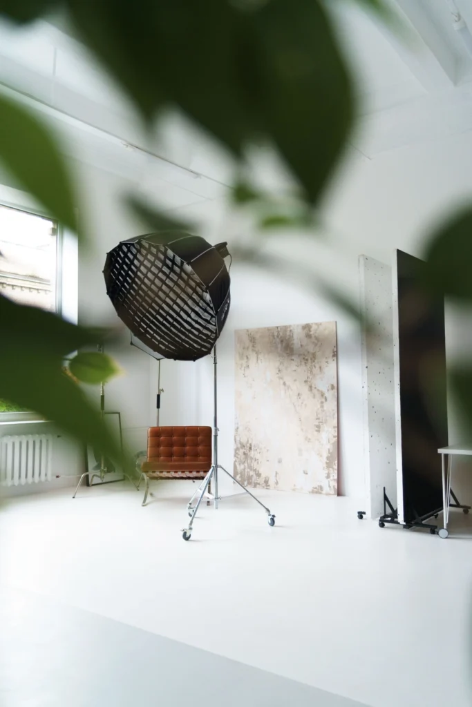 Fotostudija-Vilniuje-NOTO-Fotostudijos-Nuoma-Vilniuje-studijos-interjero-detalės